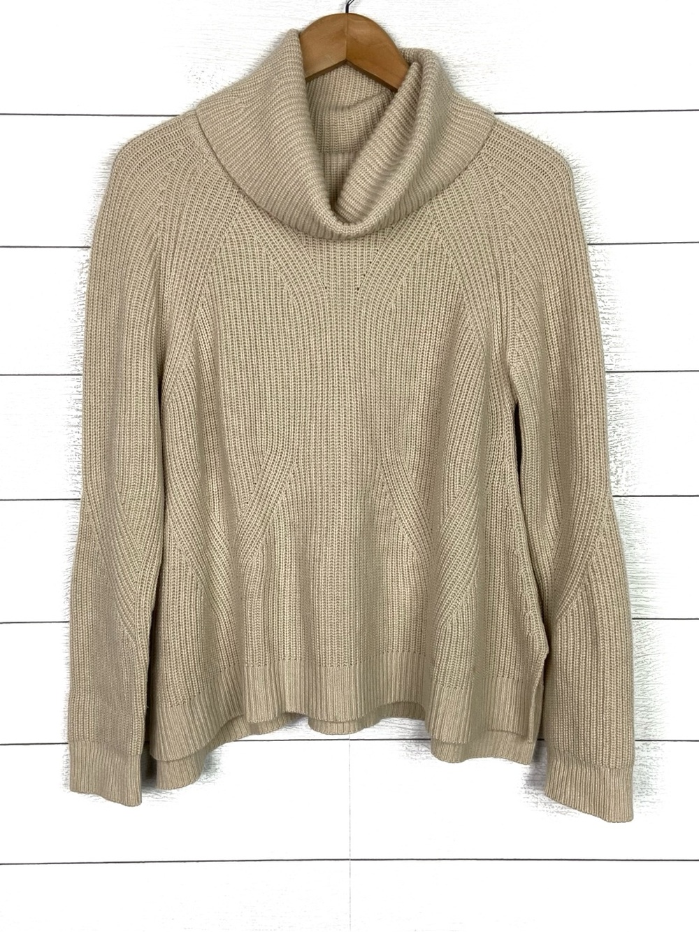 Alice + Olivia Wool Cashmere Rib Turtleneck Sweater Boxy Base Cozy Warm Medium